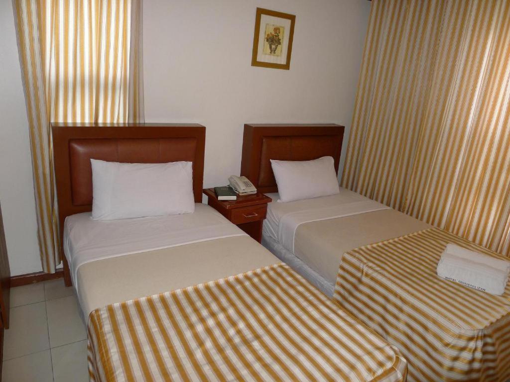 Hotel Cosmopolitan Baguio City Екстер'єр фото