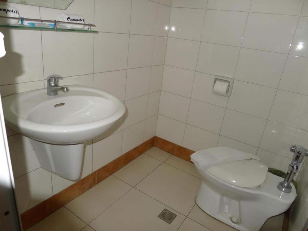 Hotel Cosmopolitan Baguio City Екстер'єр фото