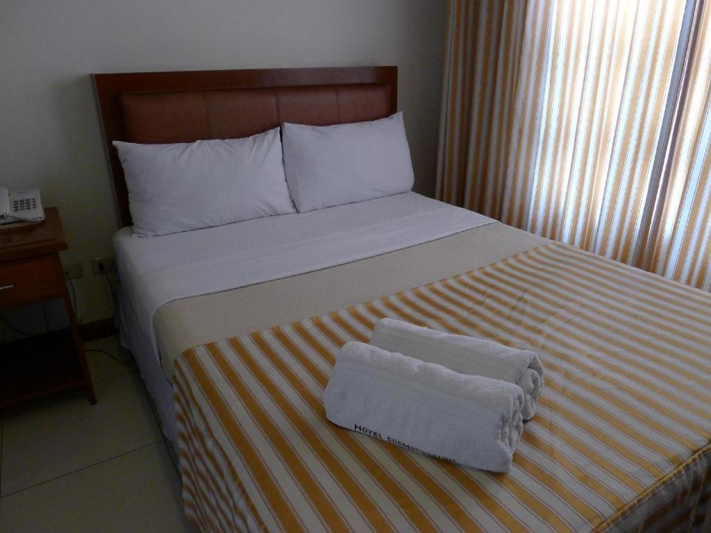 Hotel Cosmopolitan Baguio City Екстер'єр фото