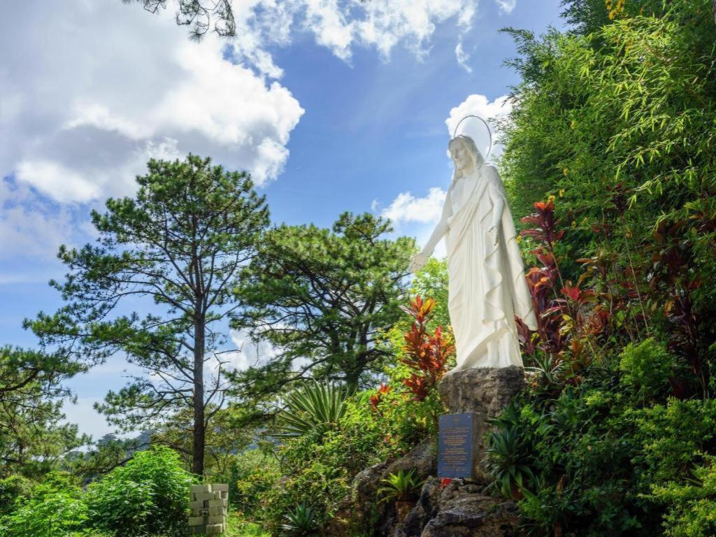 Hotel Cosmopolitan Baguio City Екстер'єр фото